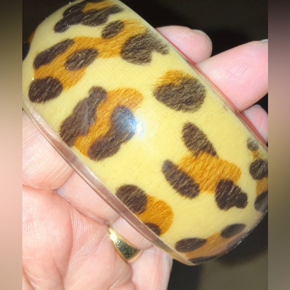 LEOPARD GLASS  CHUNKY BANGLE -lBRACELET - pristine - Picture 5 of 13